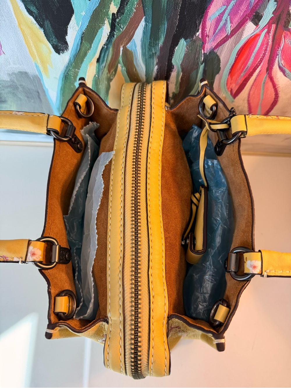 Preowned Rare Coach 1941 Rogue 25 with Sequins Floral Bow Print Yellow - Picture 6 of 15